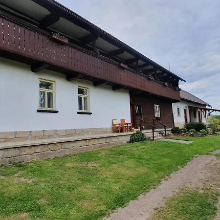 Chalupa Vesec Country house *
